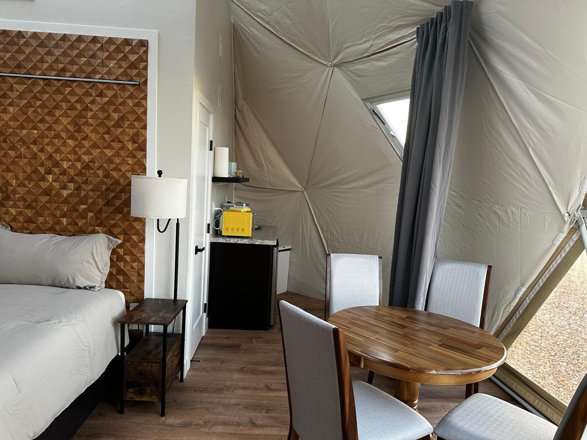 Вілла Nude Glamping Dome Віллкокс Екстер'єр фото